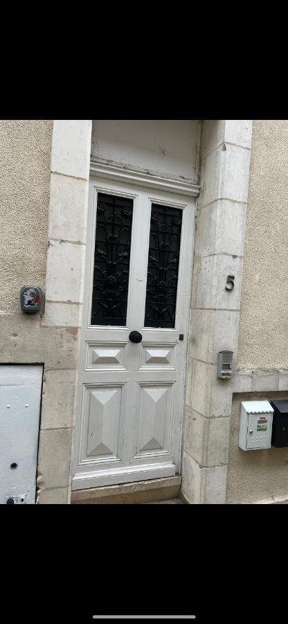 Petit F2 Fonctionnel Plein Centre Et Proche Gare *